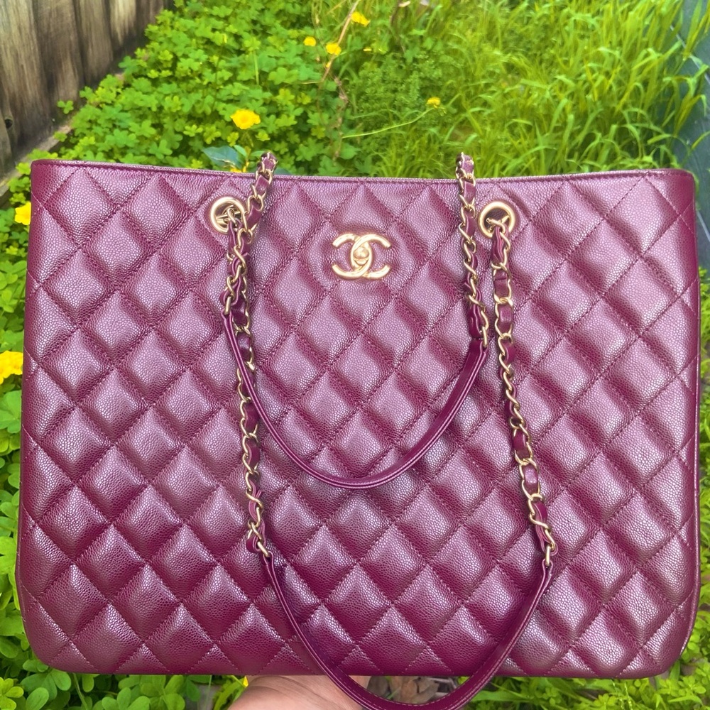 NEW🔥Chanel Classic CC Burgundy/ Dark Wine Color Caviar Large Tote Bag - Picture 4 of 15